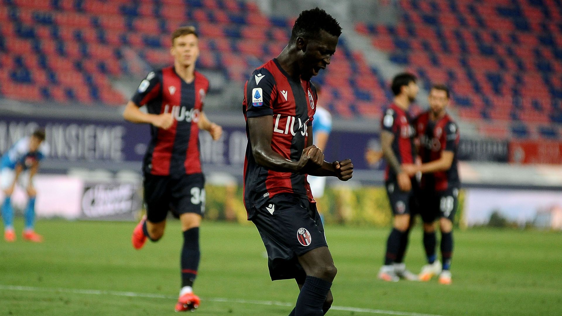 Barrow celebrating Bologna Parma