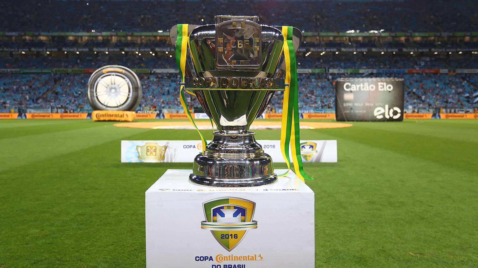 Copa do Brasil trofeu Arena Gremio 08122016