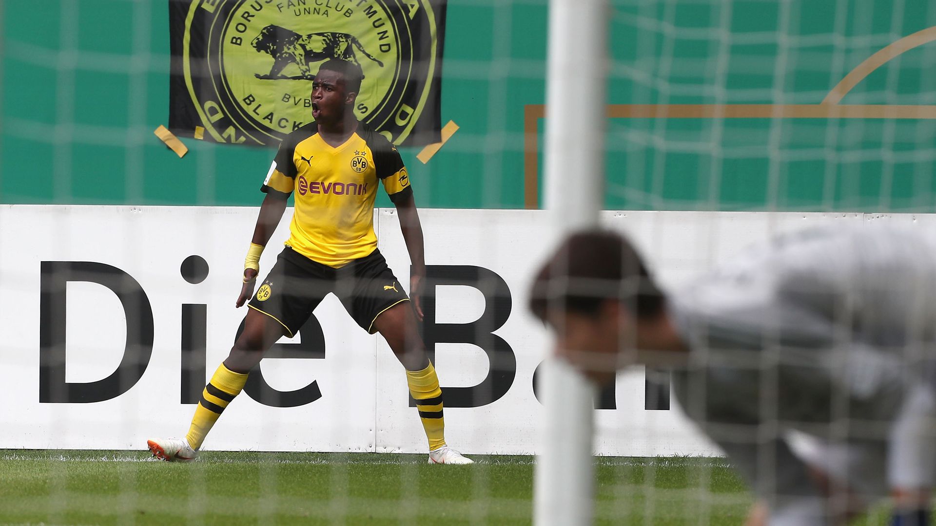 Youssoufa Moukoko BVB Borussia Dortmund