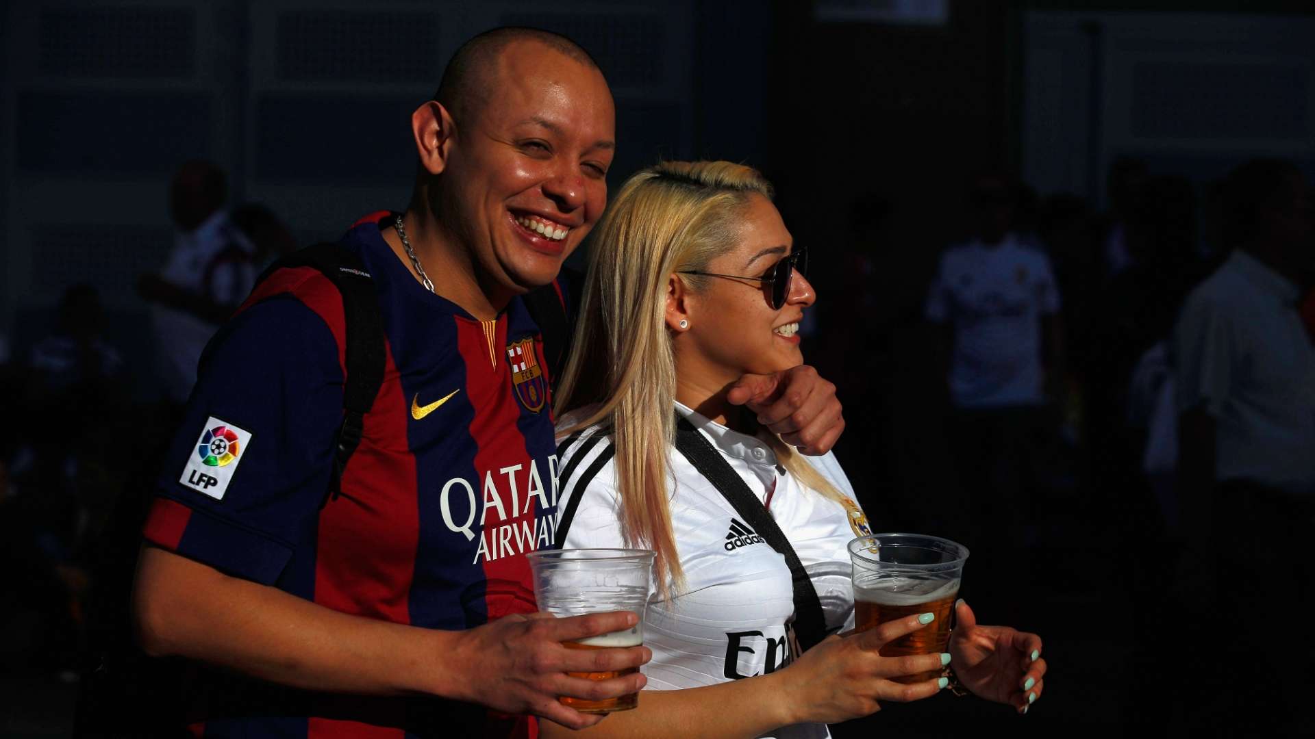 Fans Real Madrid Barcelona El Clasico La Liga 10252014