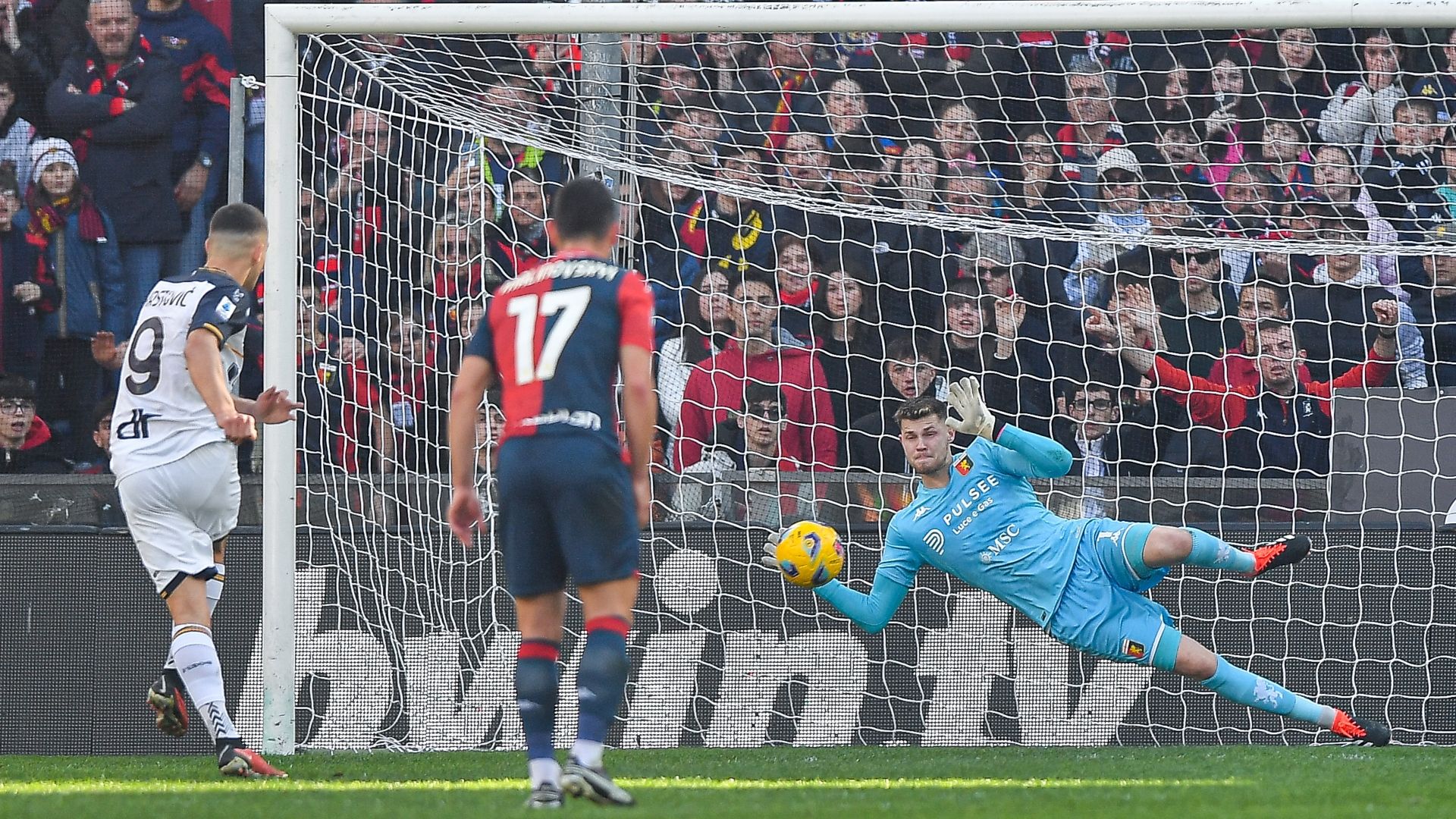 Krstovic penalty Genoa Lecce
