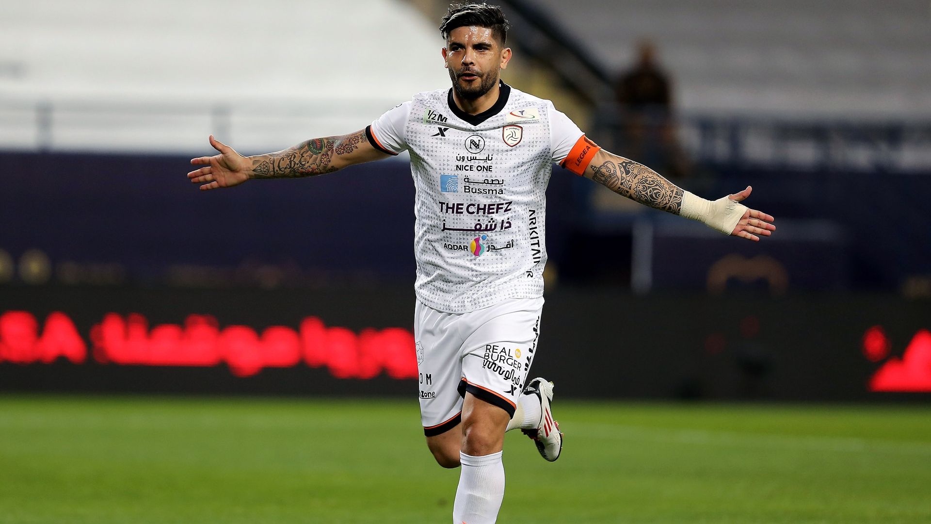 Ever Banega Al Shabab SPL 2020-2021