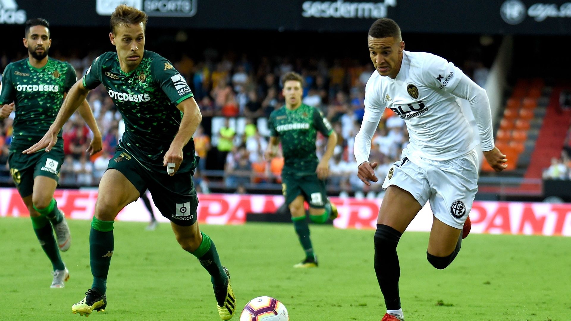 Sergio Canales Rodrigo Moreno Valencia Betis La Liga 09182018