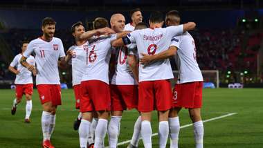 Poland players celebrating Italy Poland UEFA National League