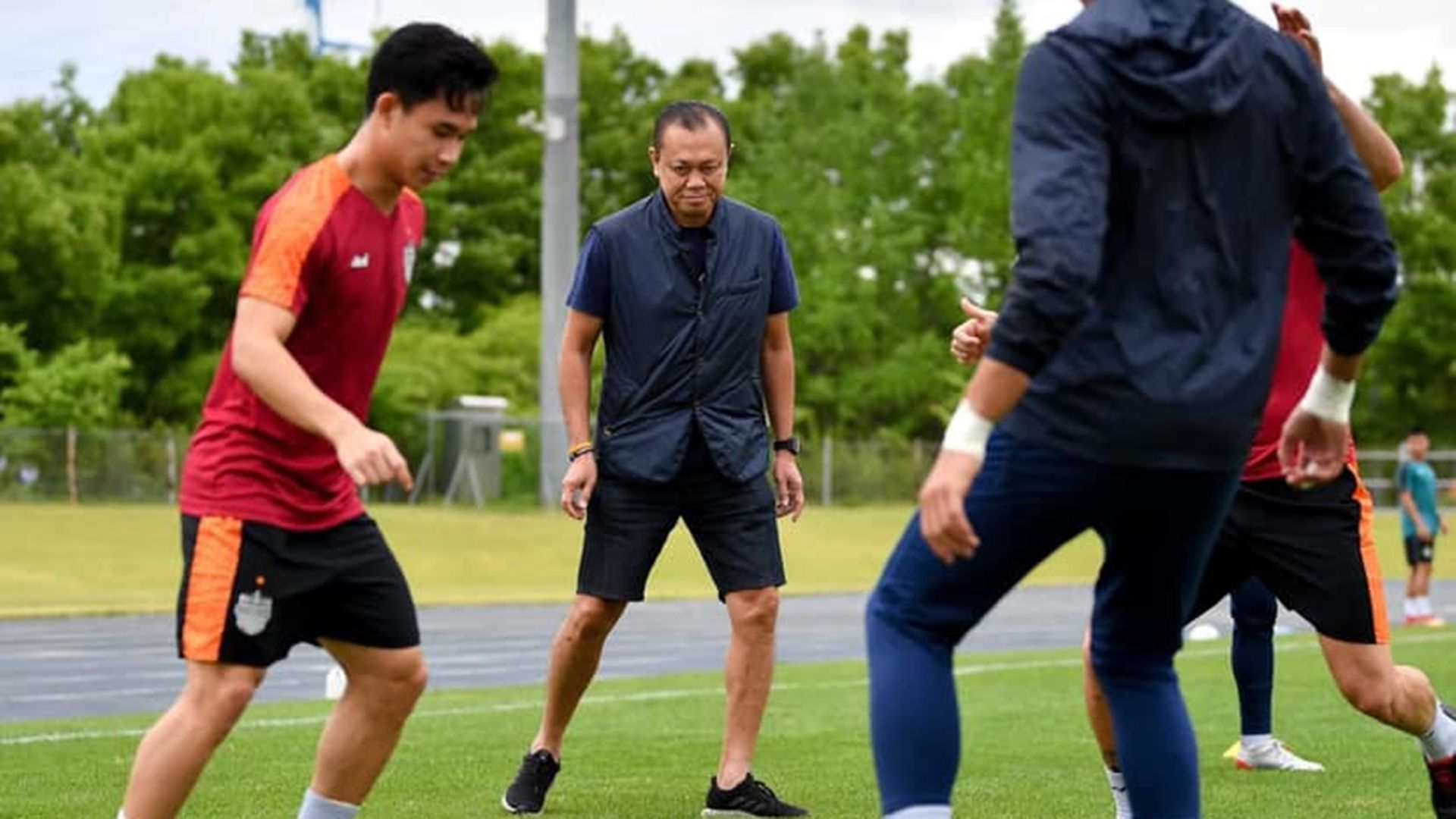 เนวิน ชิดชอบ