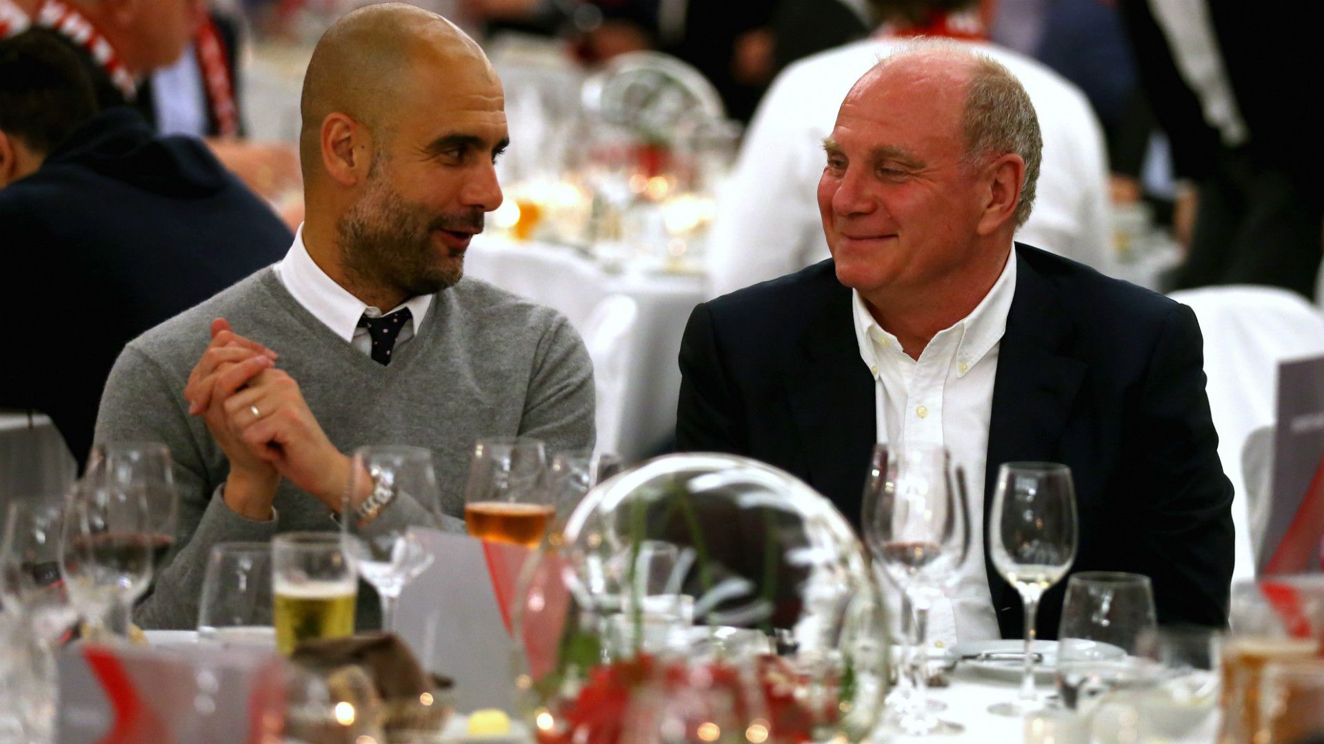 Pep Guardiola Uli Hoeness FC Bayern 13042016