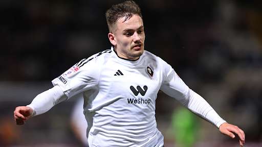 Luke Bolton Salford City