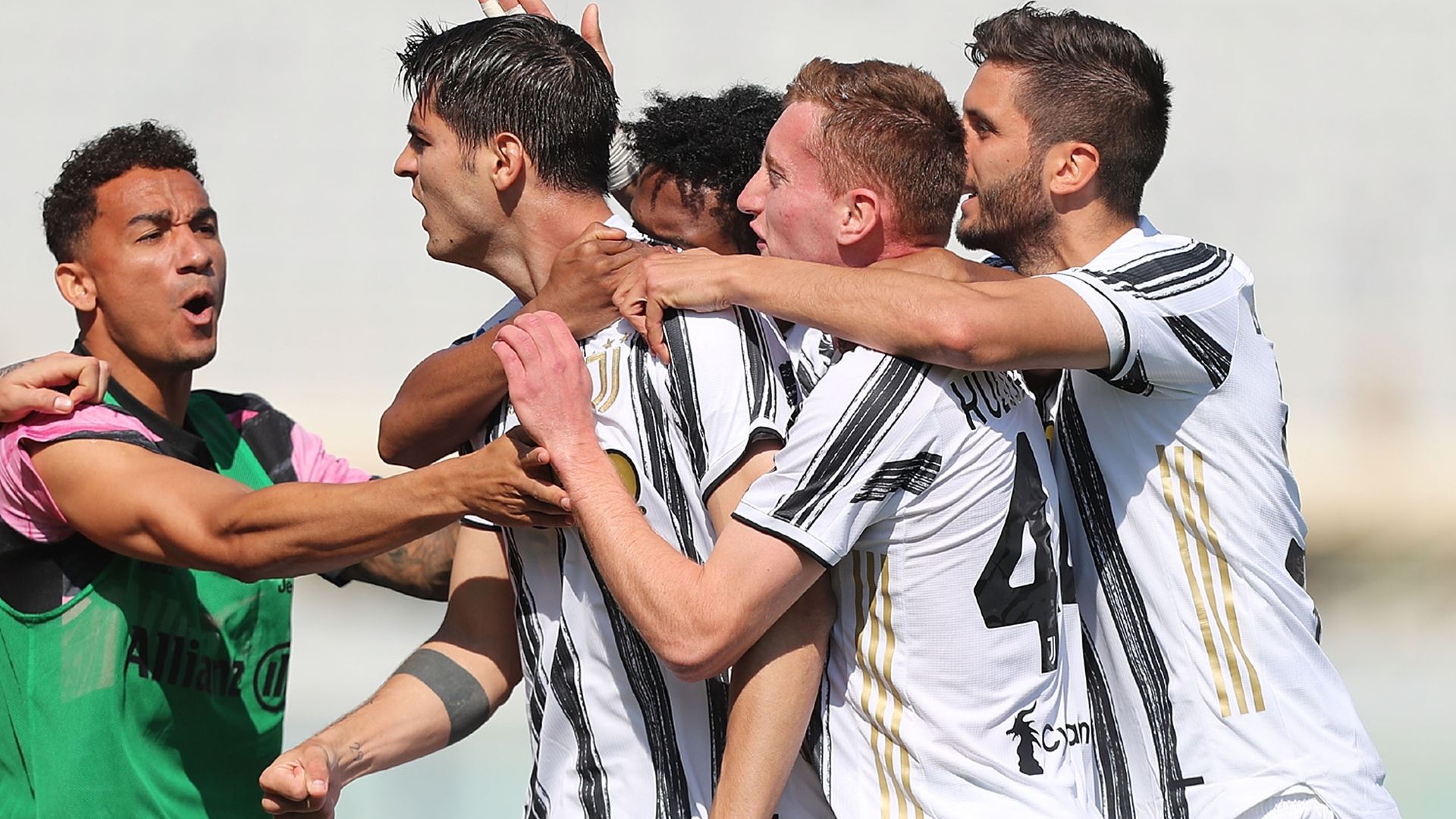 Morata Juventus Fiorentina celebrating Serie A