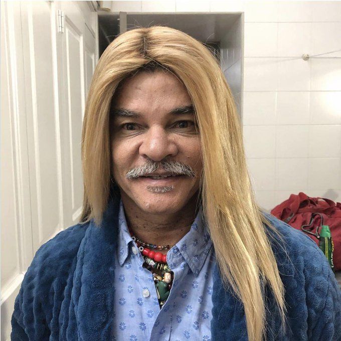 Carlos Valderrama new straighten hairstyle