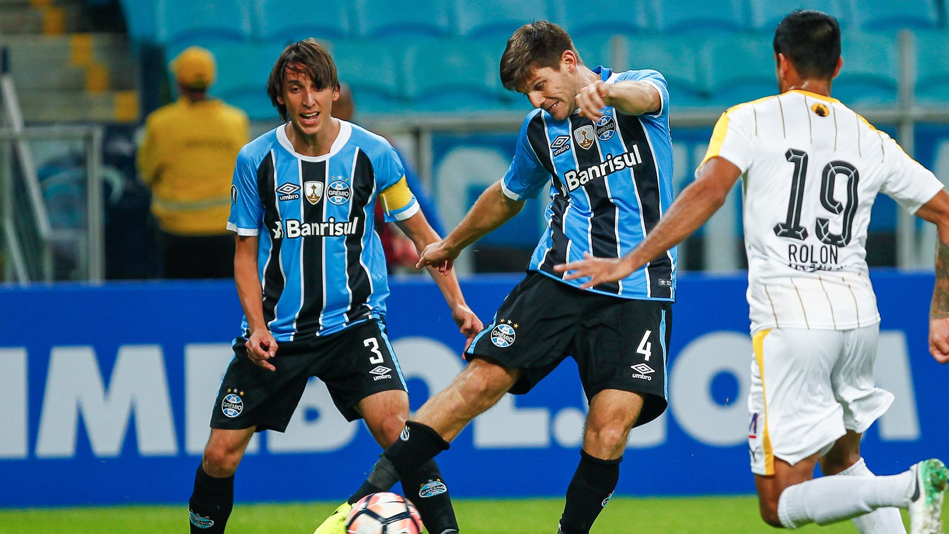 Geromel Kannemann Gremio Guarani Asuncion Libertadores 27042017