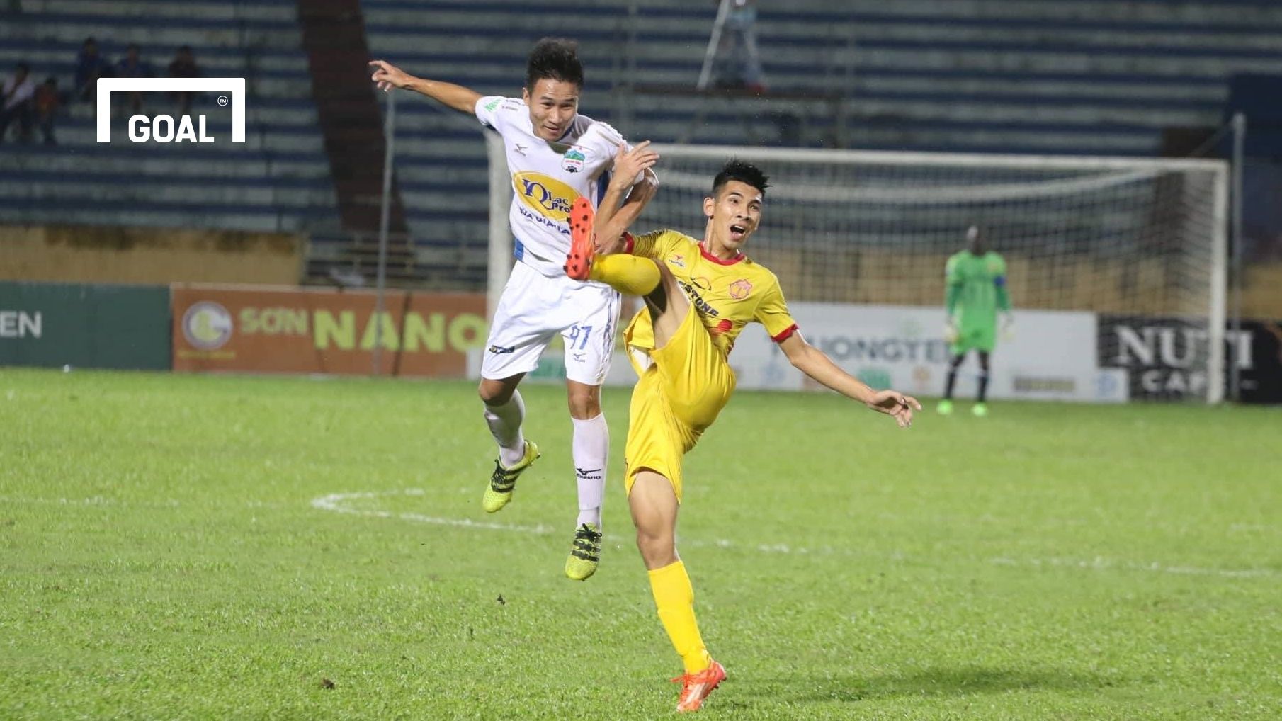 Nam Định vs HAGL, Việt Hưng