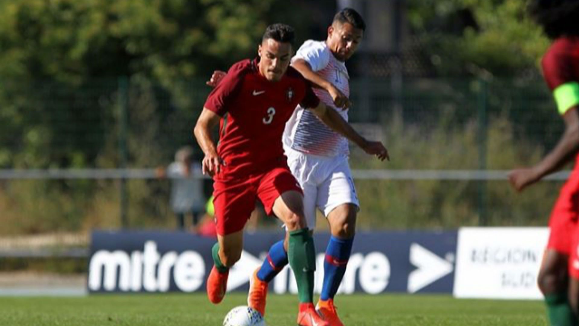010619 Portugal Chile Pedro Álvaro Iván Morales