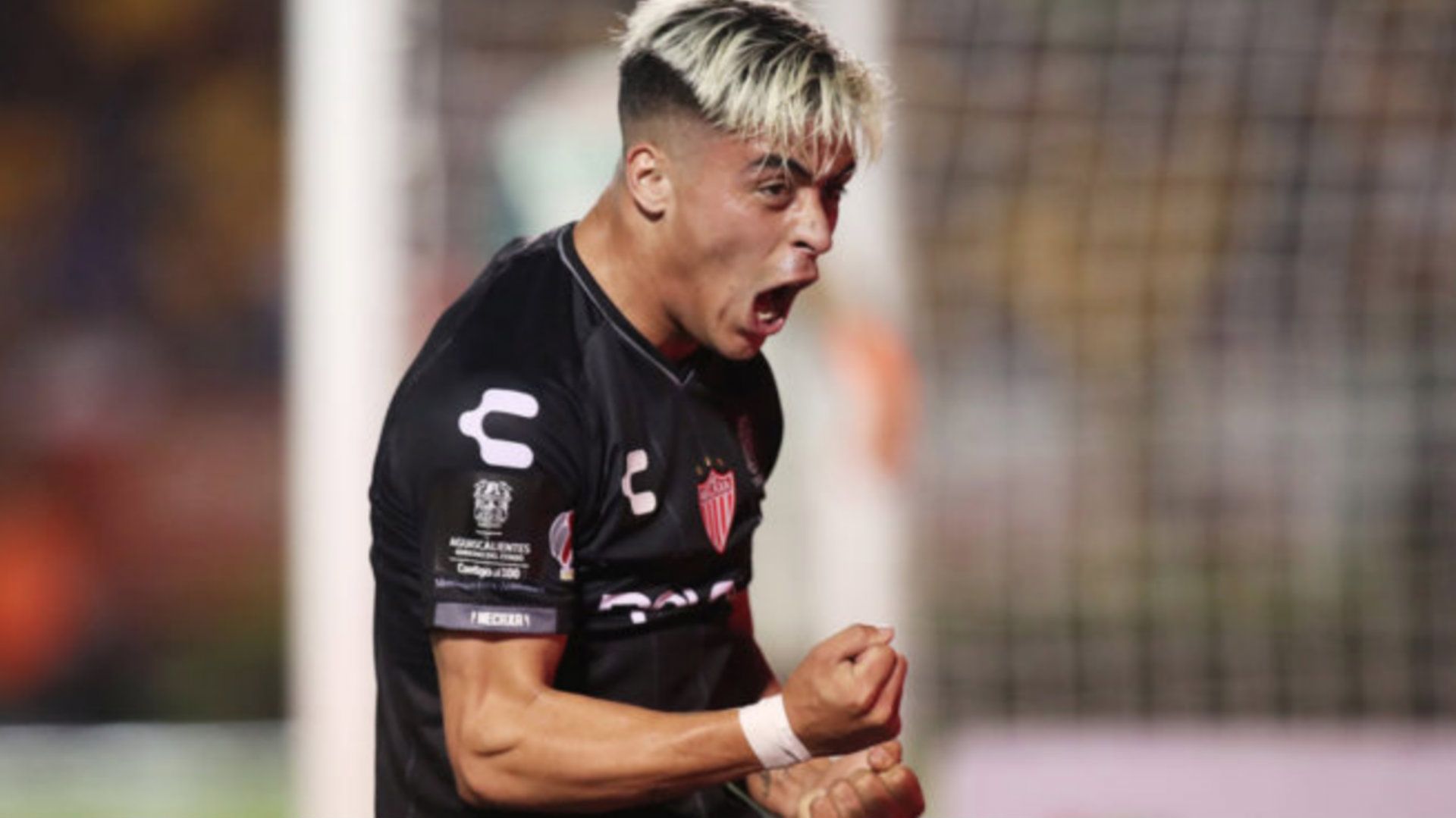 Brian Fernández Necaxa 050319