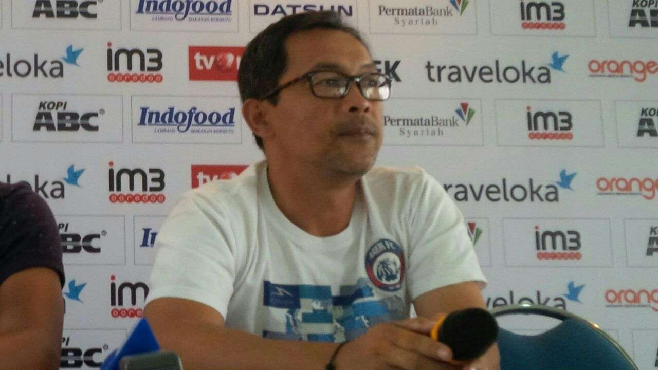 Aji Santoso - Arema FC