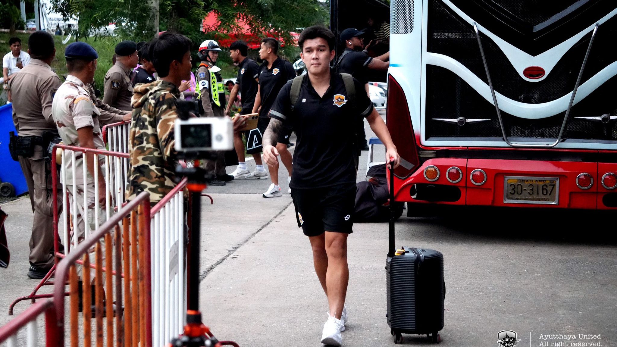 วัฒนากรณ์ สวัสดิ์ละคร