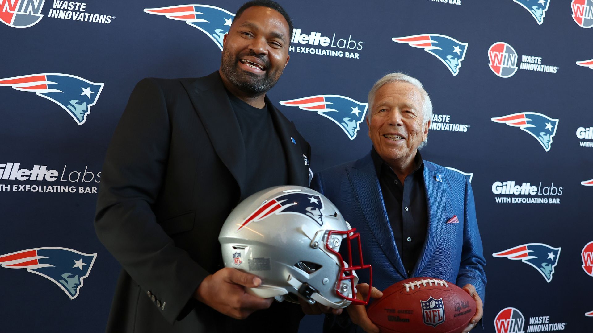 Jarod Mayo and Robert Kraft New England Patriots