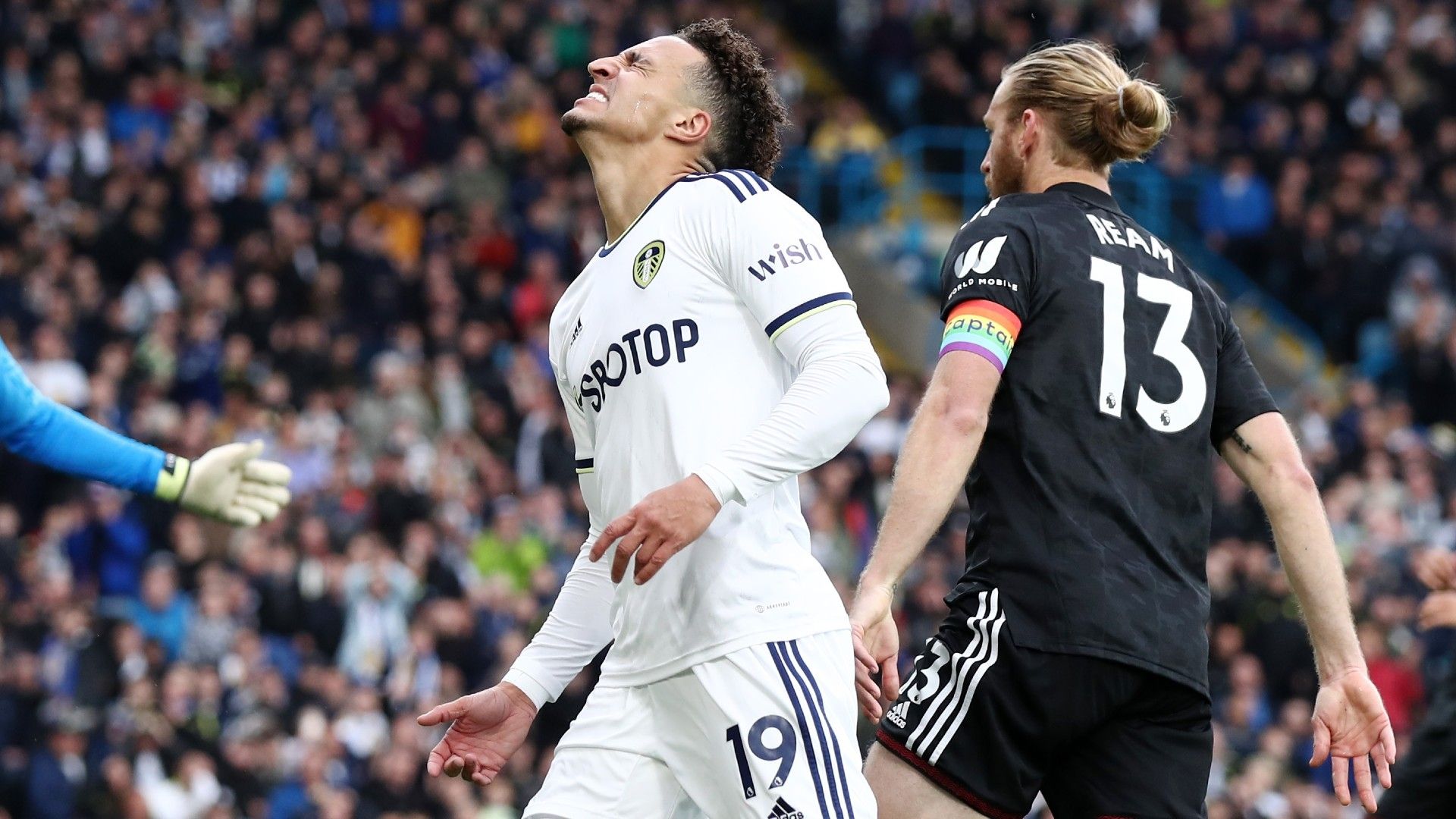 Rodrigo Leeds 2022-23