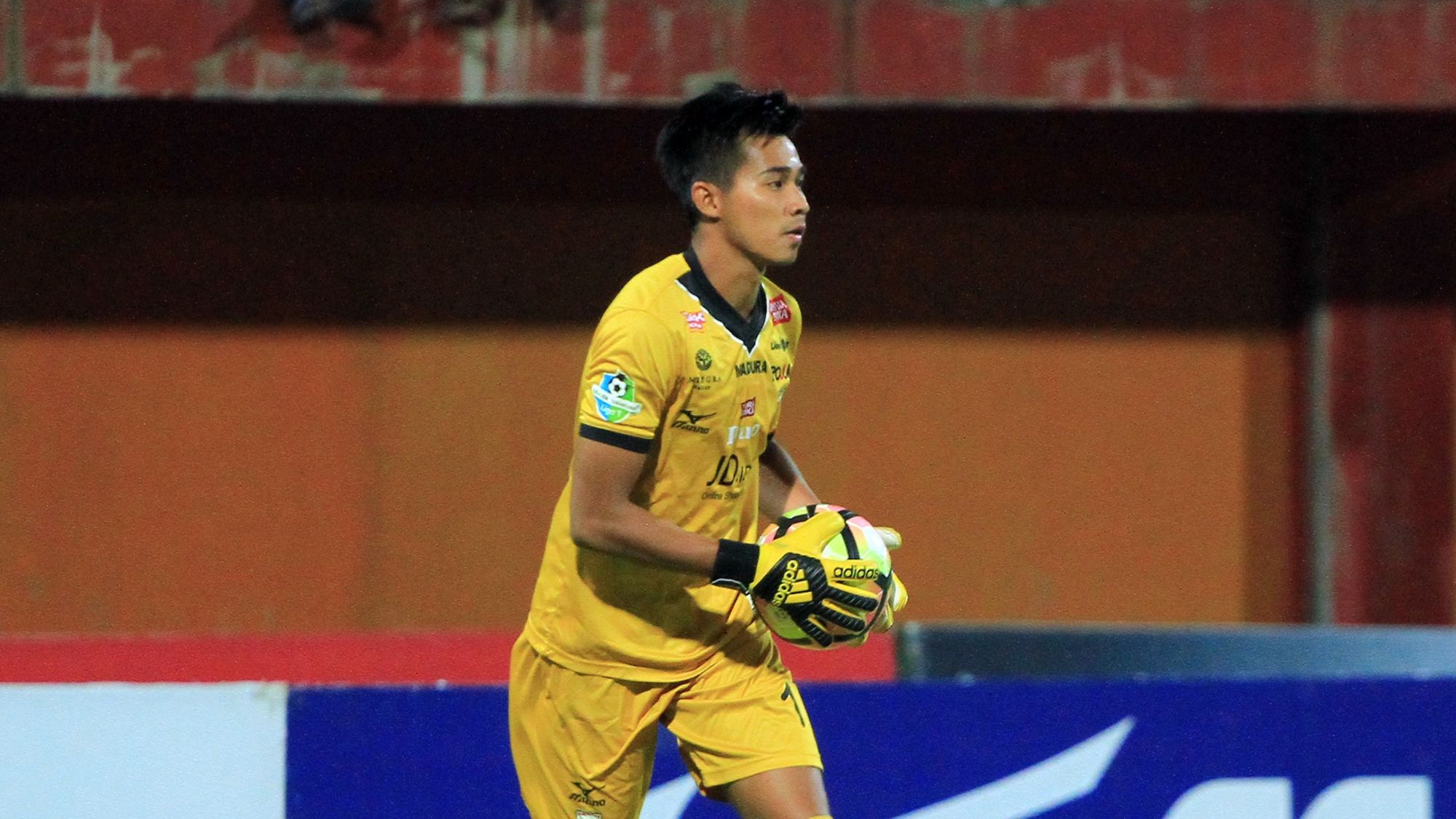 Angga Saputra - Madura United