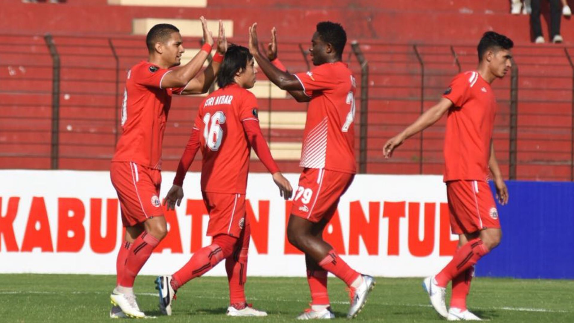 Selebrasi Renan da Silva dan Osas Saha - Persija Jakarta