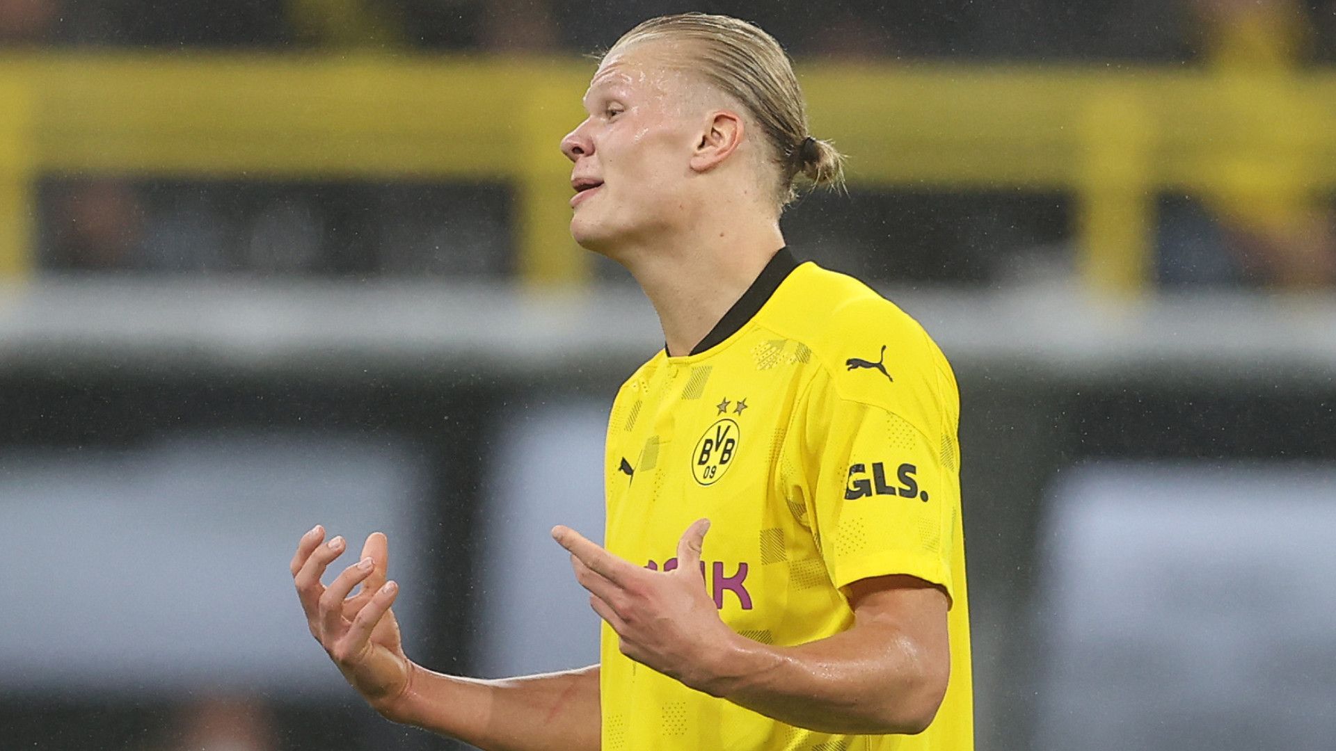 ERLING HAALAND BORUSSIA DORTMUND SUPERCUP 17082021