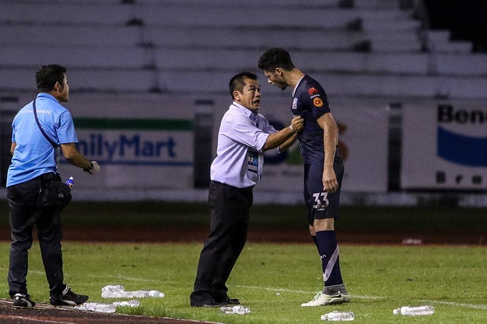 สะสม พบประเสริฐ