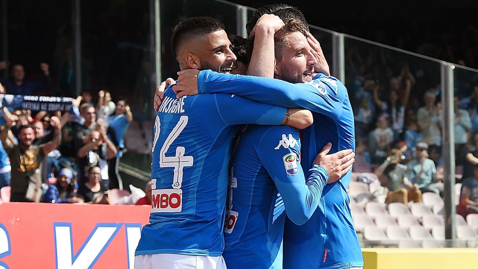 Napoli Torino celebrating Serie A
