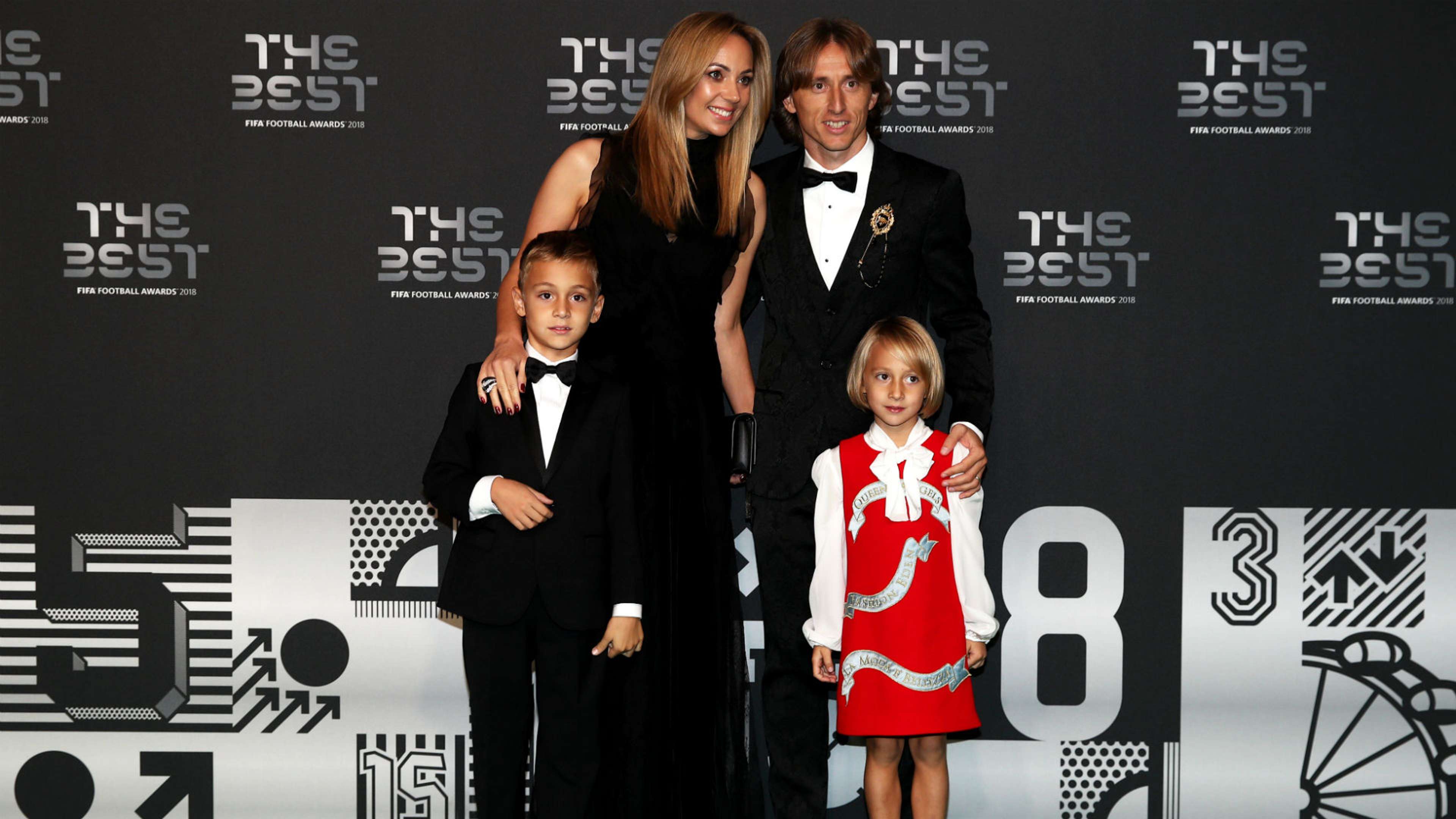 fifa awards the best - luka modric family - 24092018