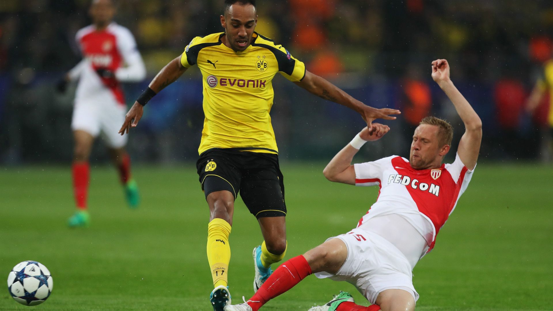 PIERRE EMERICK AUBAMEYANG BORUSSIA DORTMUND KAMIL GLIK MONACO UEFA CHAMPIONS LEAGUE 12042017