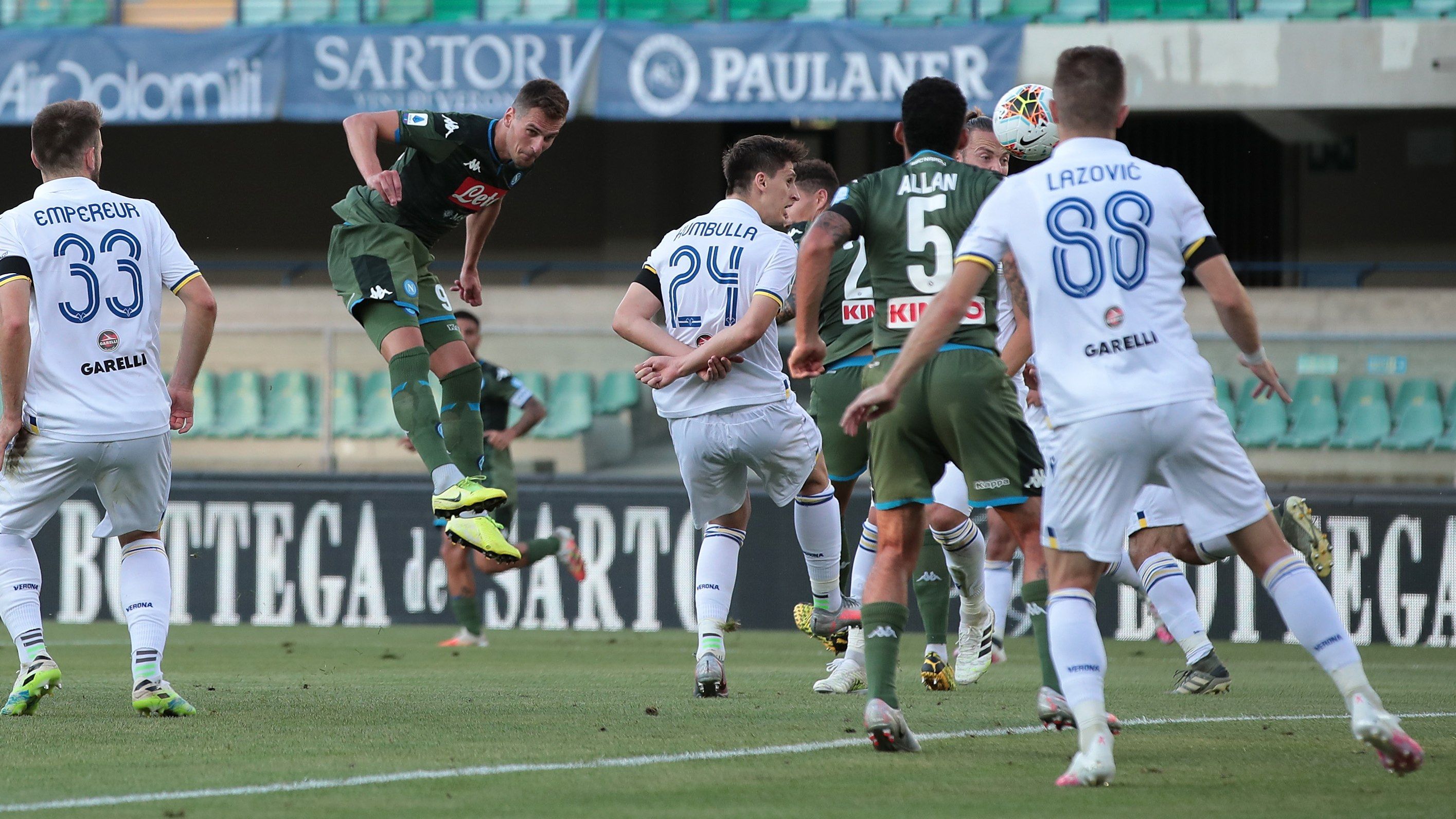 Arkadiusz Milik Verona Napoli Serie A
