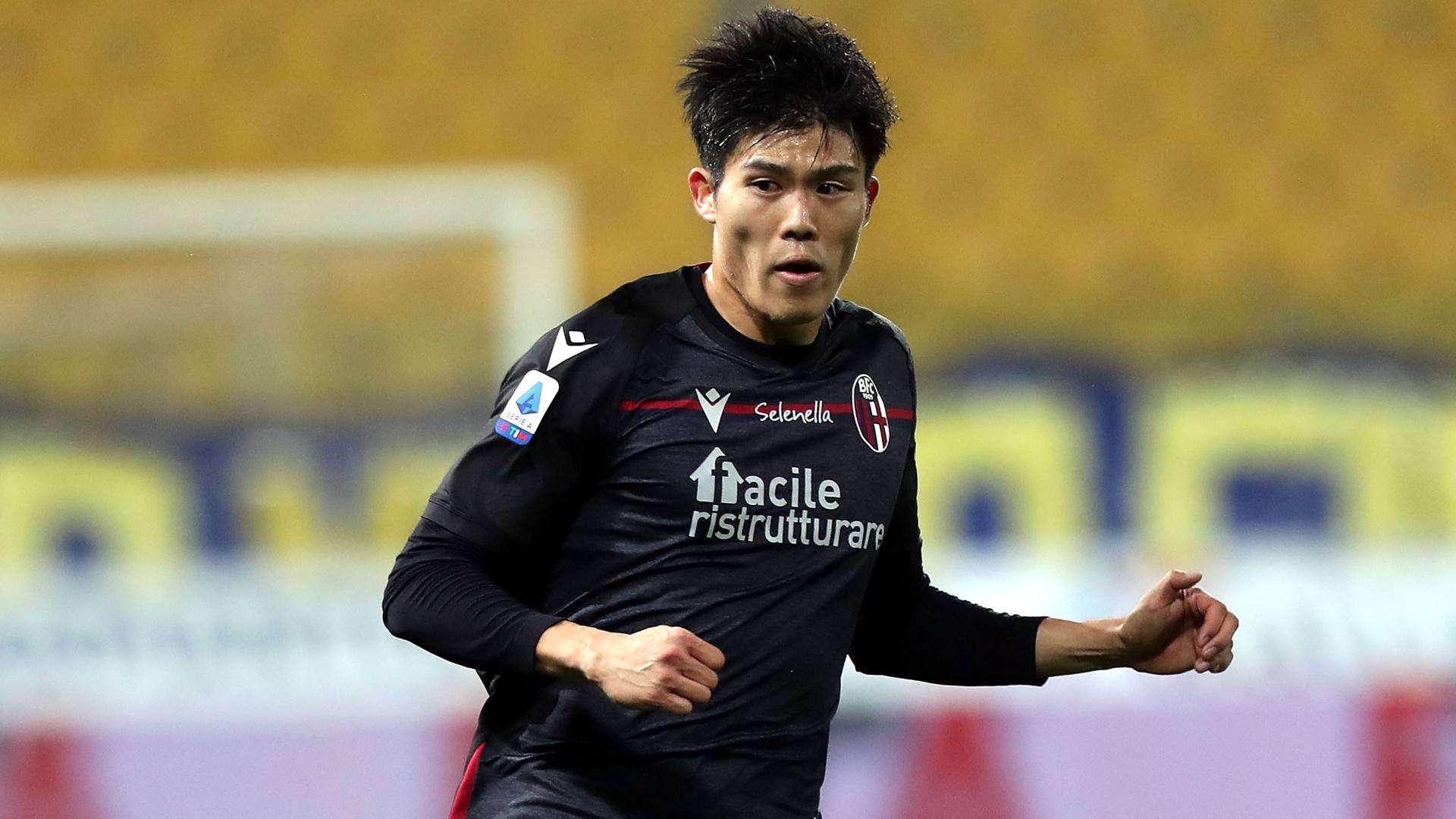 2021-02-08-bologna-takehiro-tomiyasu