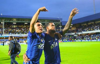 ريفاس - أشرف بن شرقي