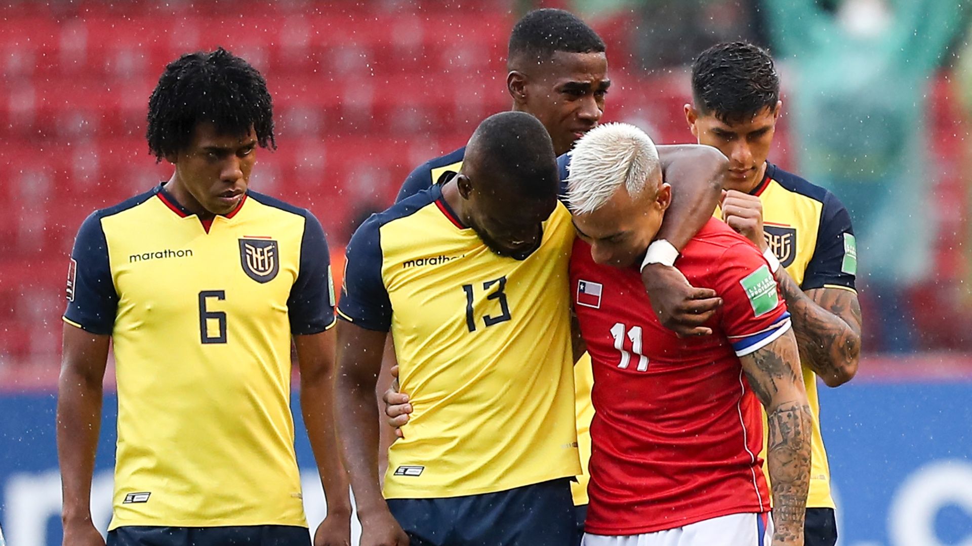 050921 Ecuador Chile José Hurtado Eduardo Vargas y Enner Valencia