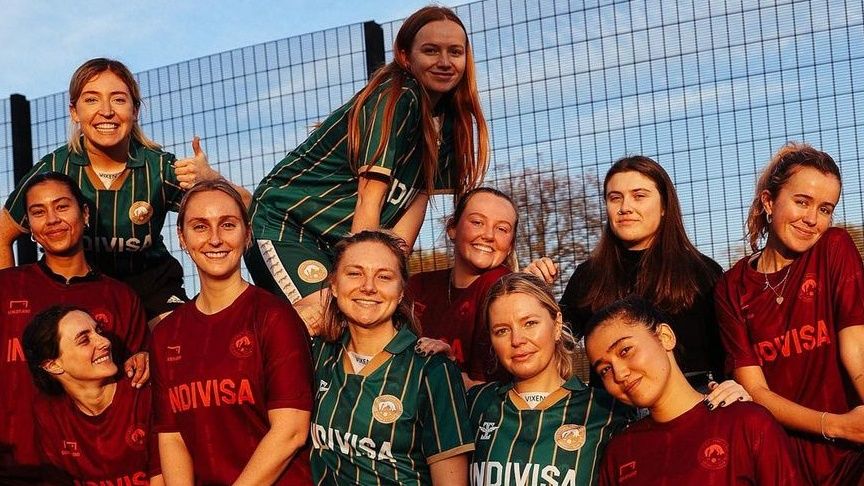 INDIVISA cover photo