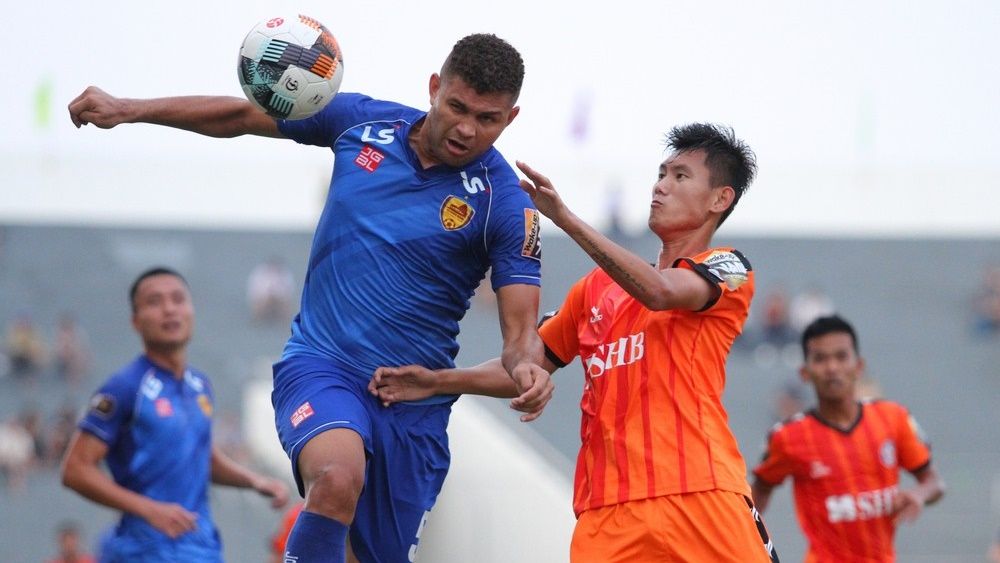 Phan Van Long vs Thiago Melo SHB Da Nang vs Quang Nam V.League 2019