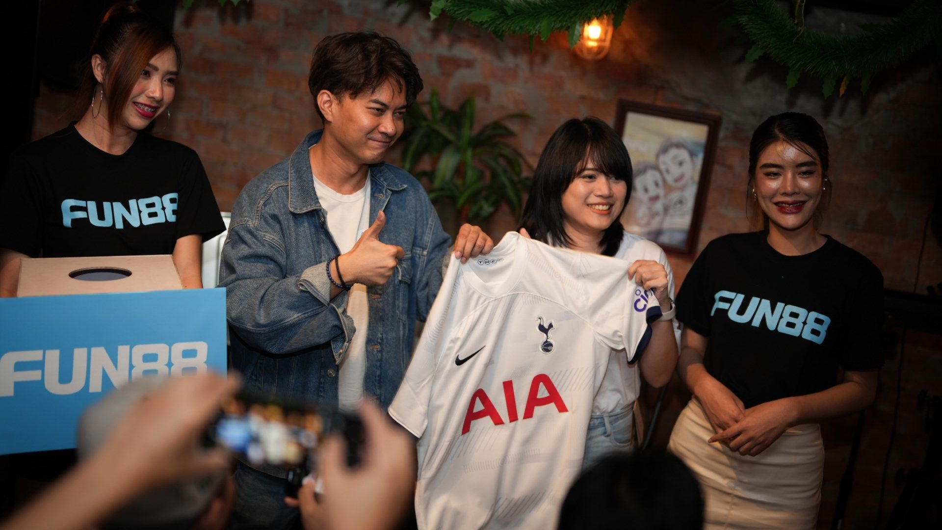 สเปอร์ส-นิวคาสเซิล