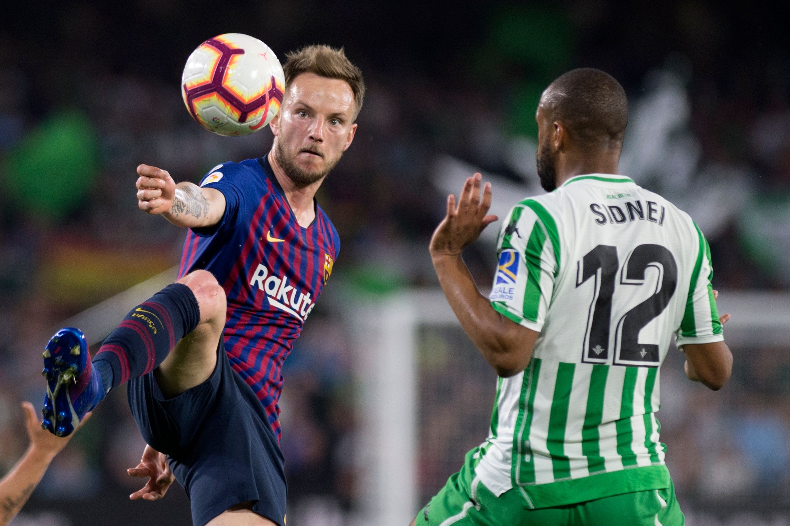 Rakitic Sidnei Real Betis Barcelona LaLiga