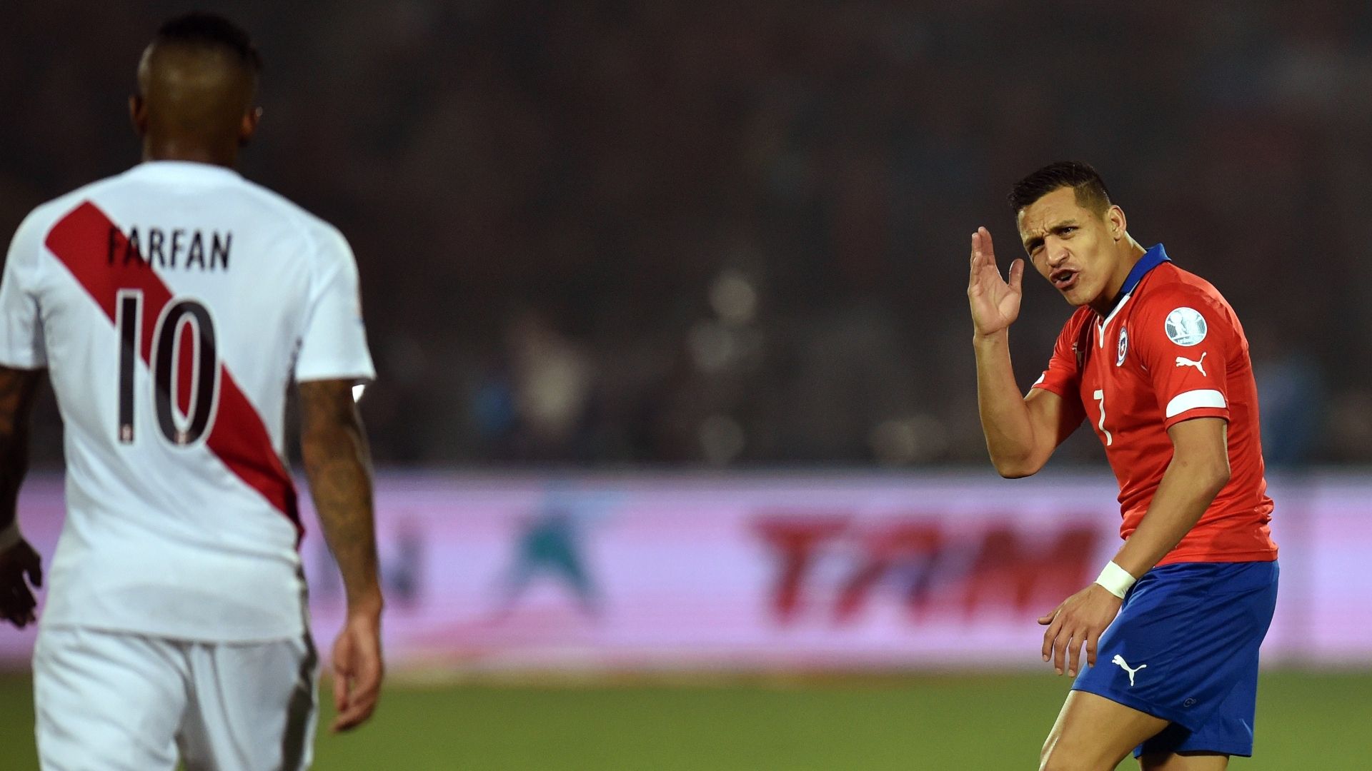 Jefferson Farfán Alexis Sánchez Perú Chile