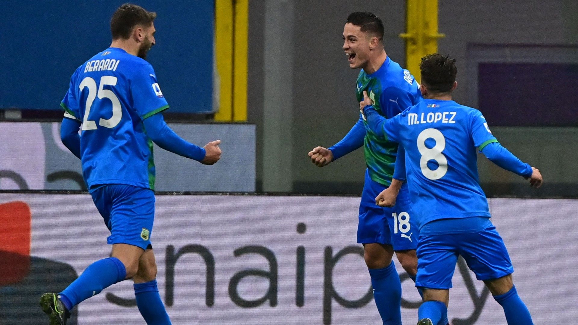 Sassuolo celebrating Milan