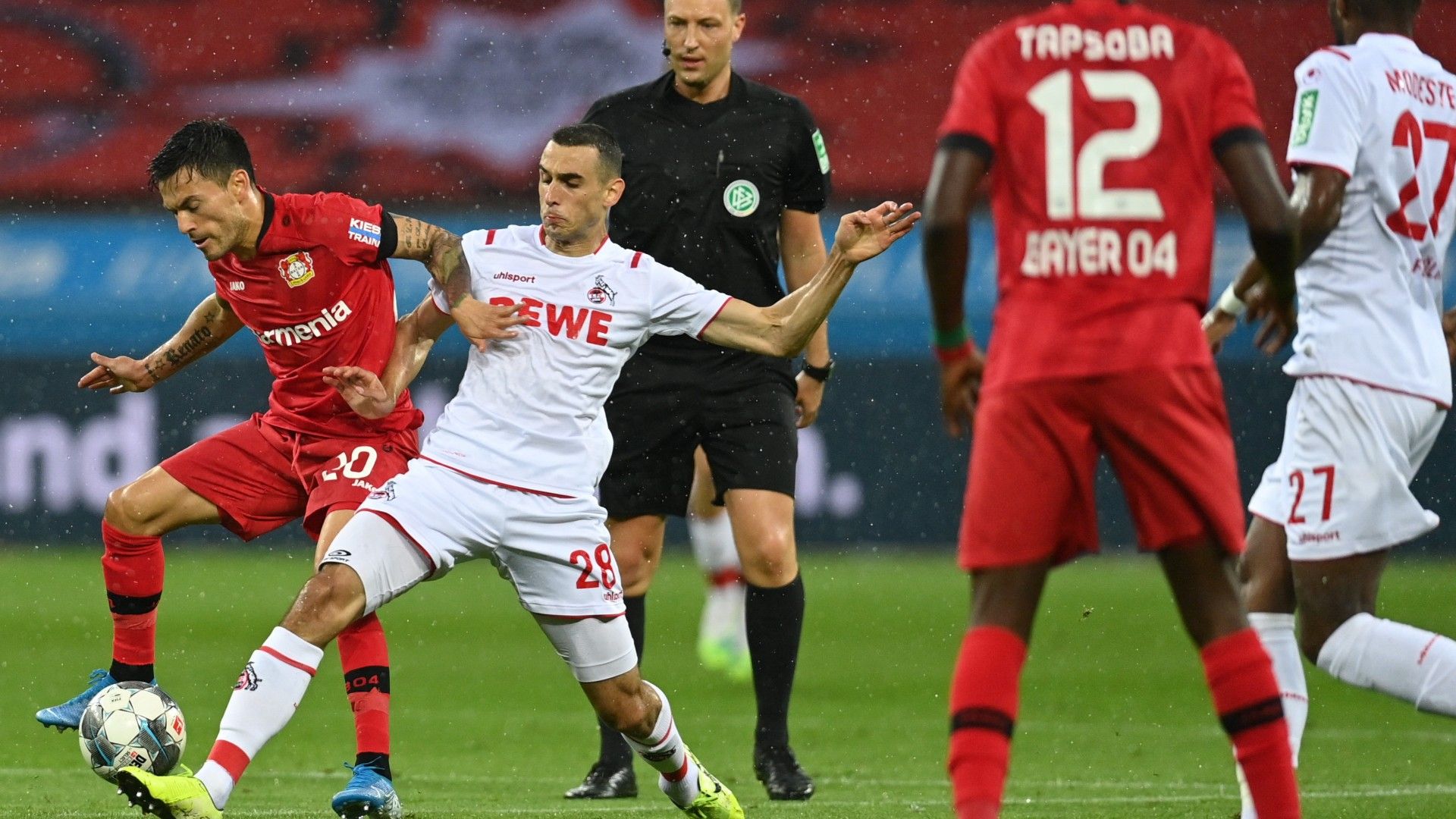 170620 Charles Aránguiz Ellyes Skhiri  Bayer Leverkusen Köln