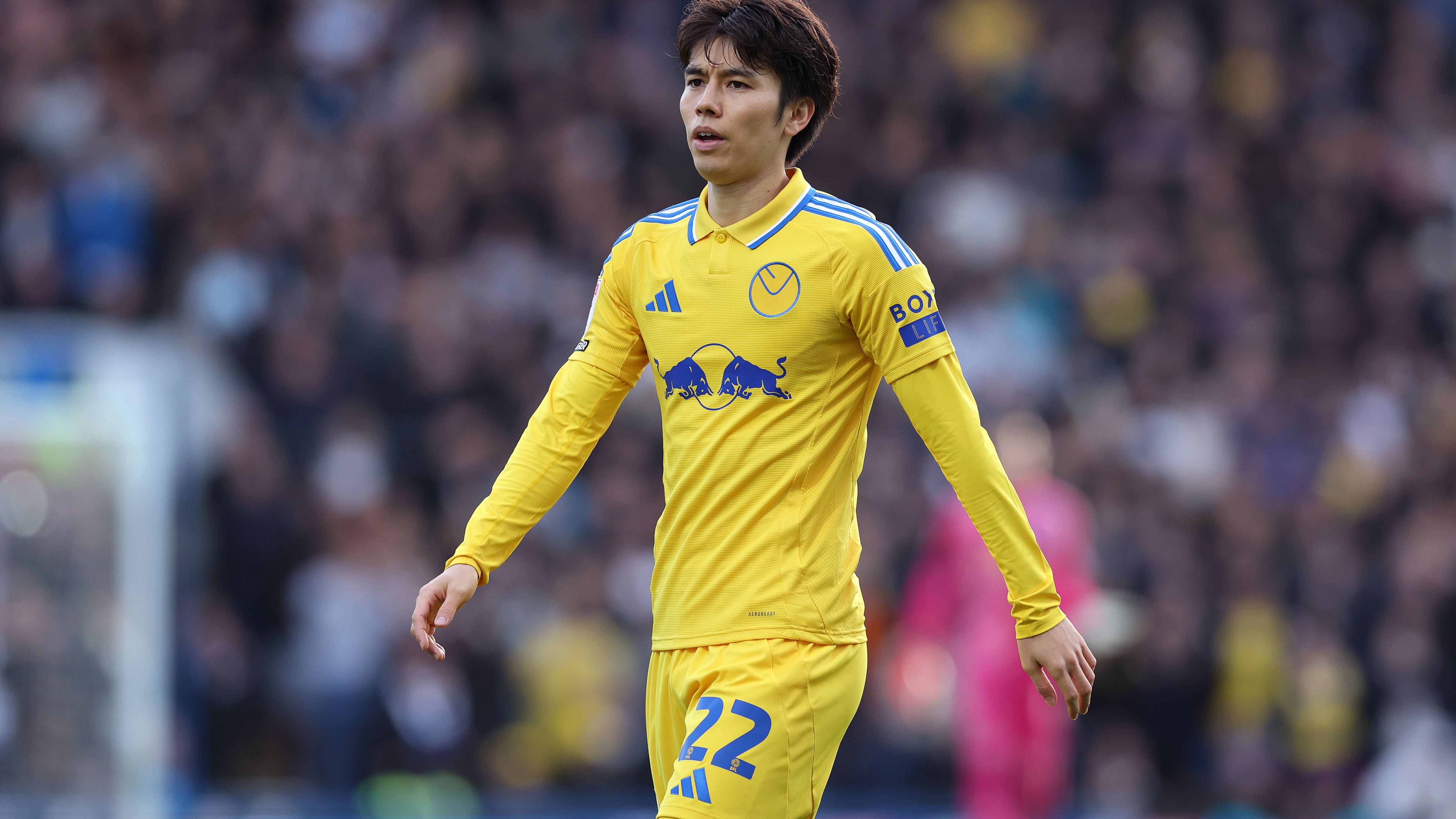 日本代表・リーズユナイテッド・フロンターレ 田中碧選手サイン付き ドリンクボトル 主力復帰で田中碧を“10番”で起用も？リーズ指揮官「もう少し高い