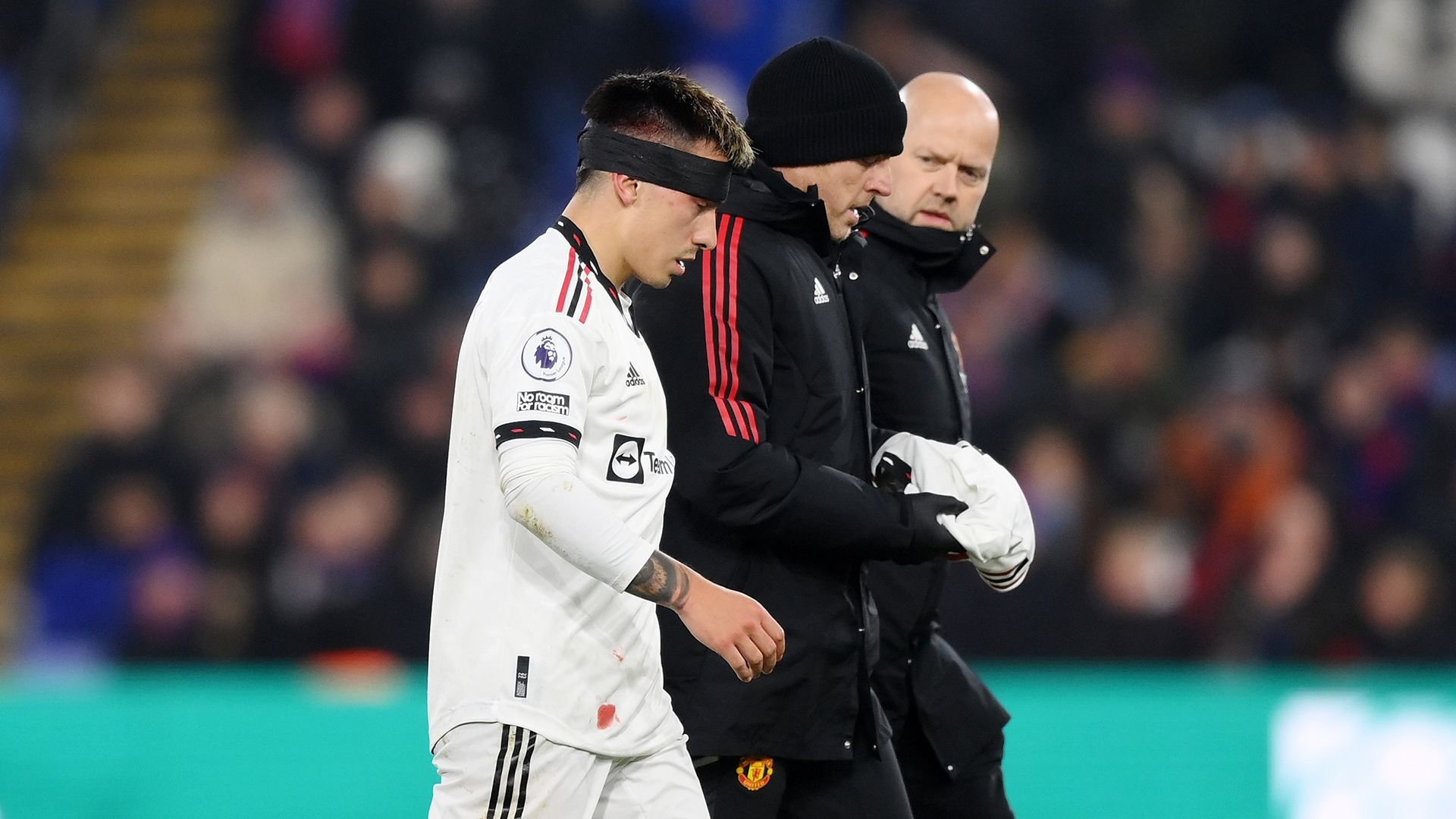 Lisandro Martinez Manchester United Crystal Palace 2022-23