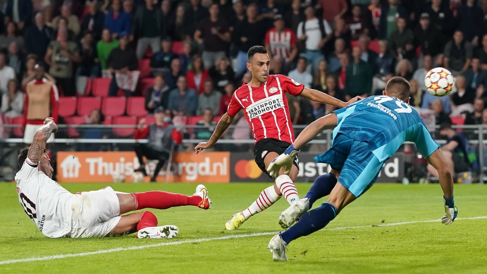 PSV Benfica Champions 24/08