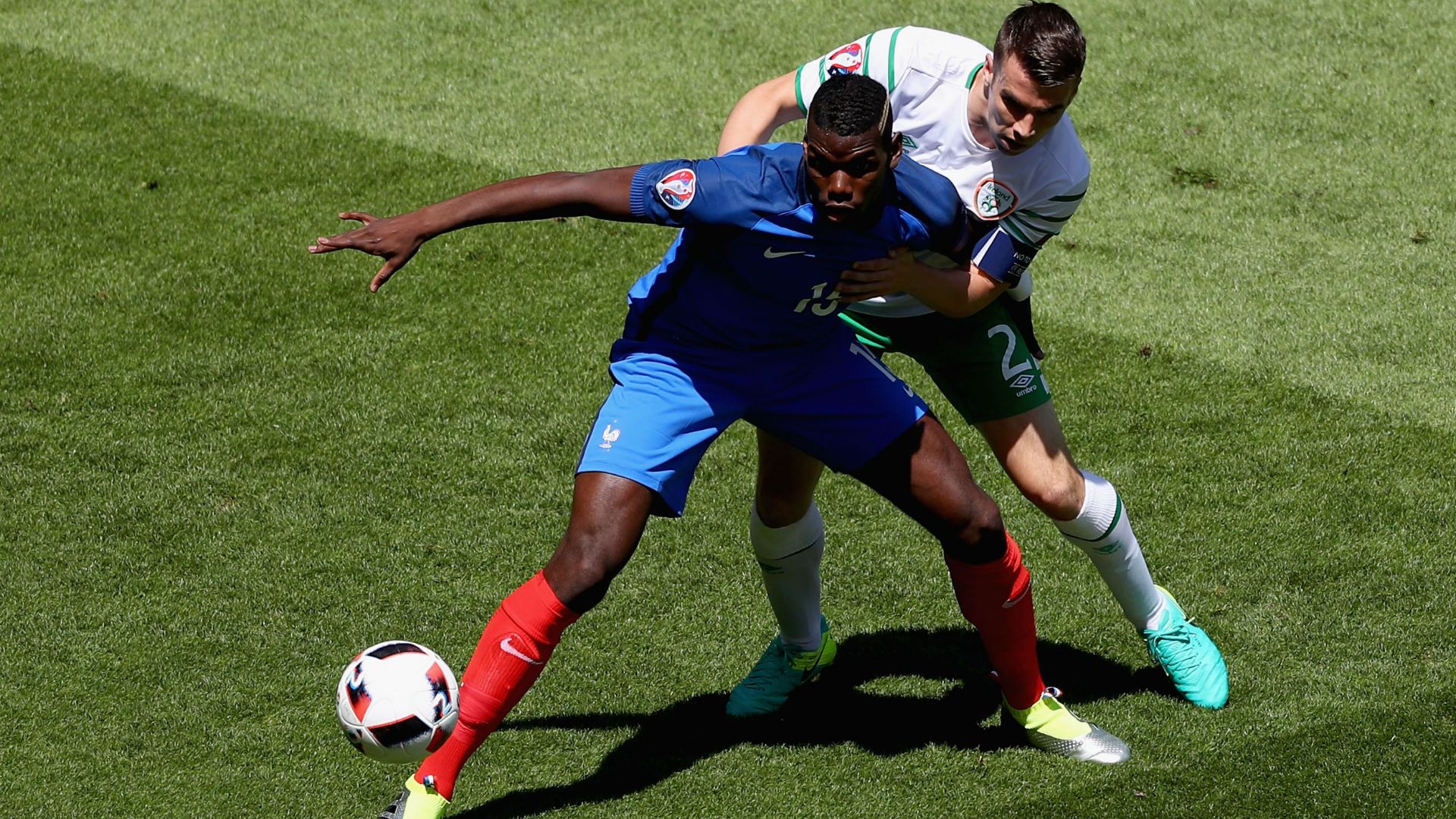 Paul Pogba Seamus Coleman France Ireland UEFA Euro 2016 26062016
