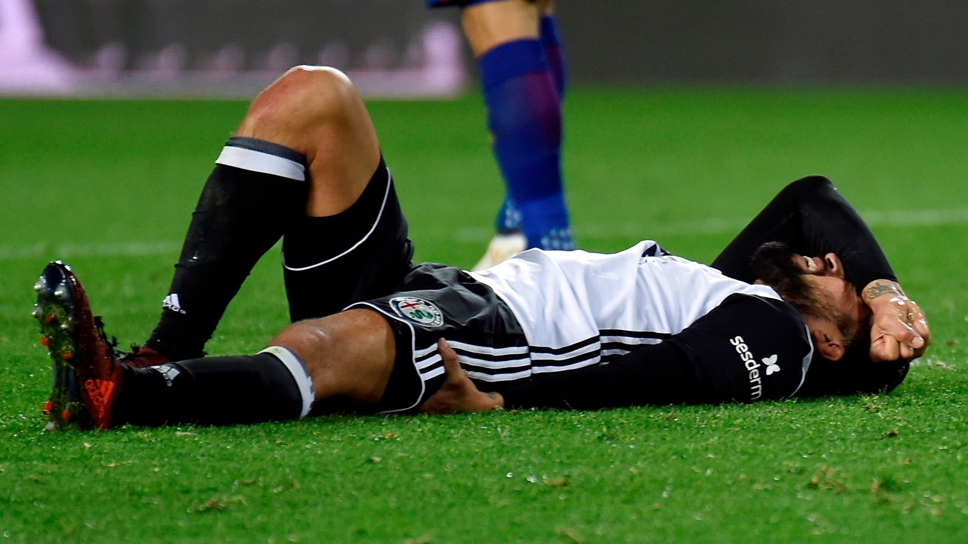 Ezequiel Garay - Valencia