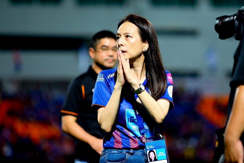 นวลพรรณ ล่ำซํา