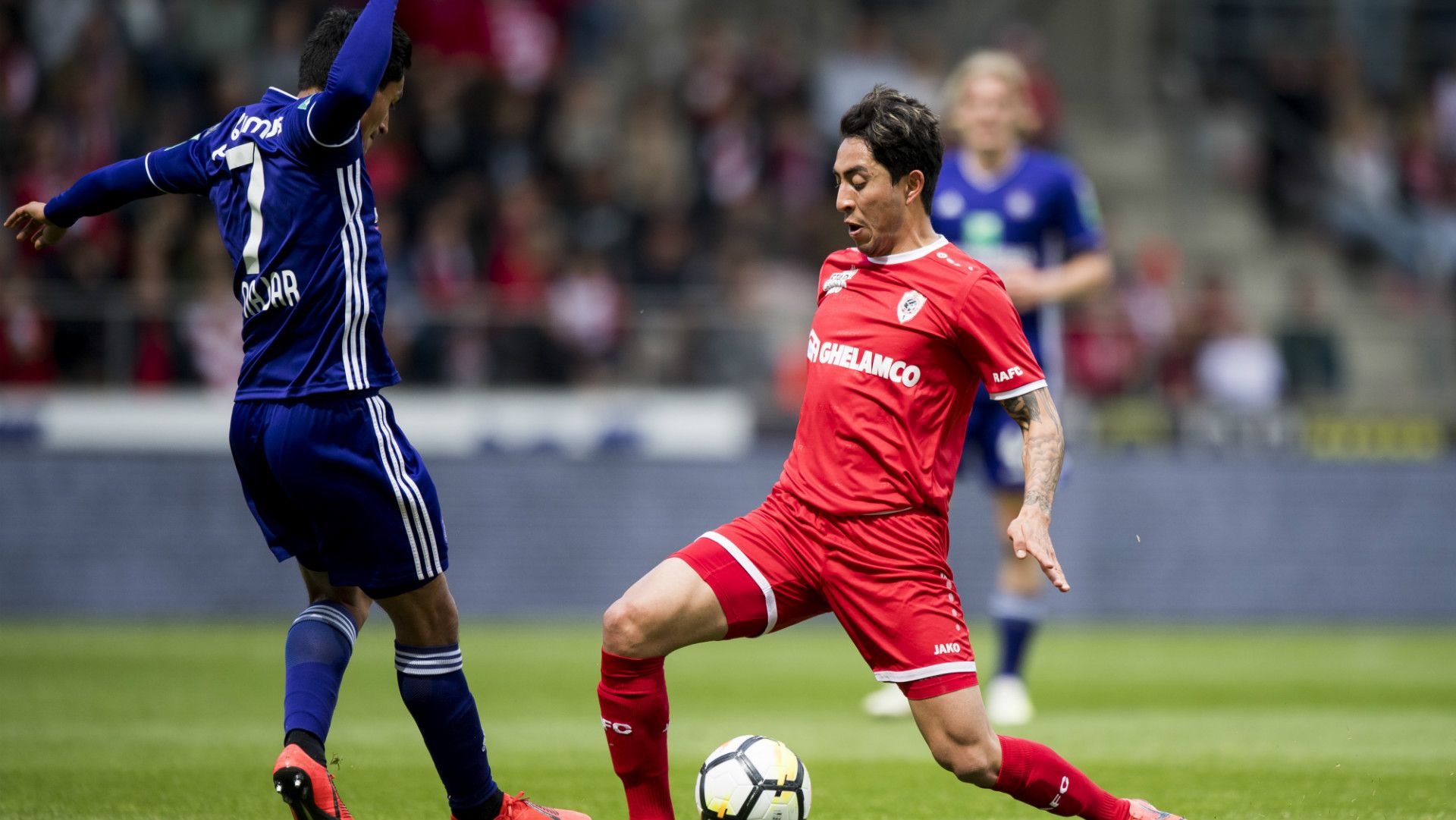 Andy Najar Anderlecht Omar Govea Royal Antwerp