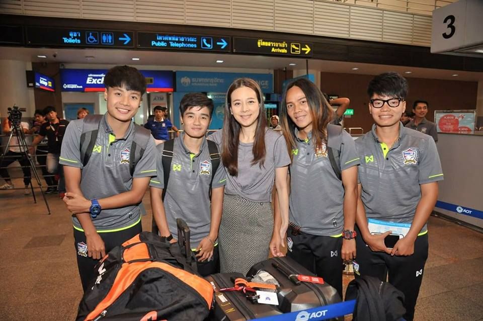 นวลพรรณ ล่ำซำ