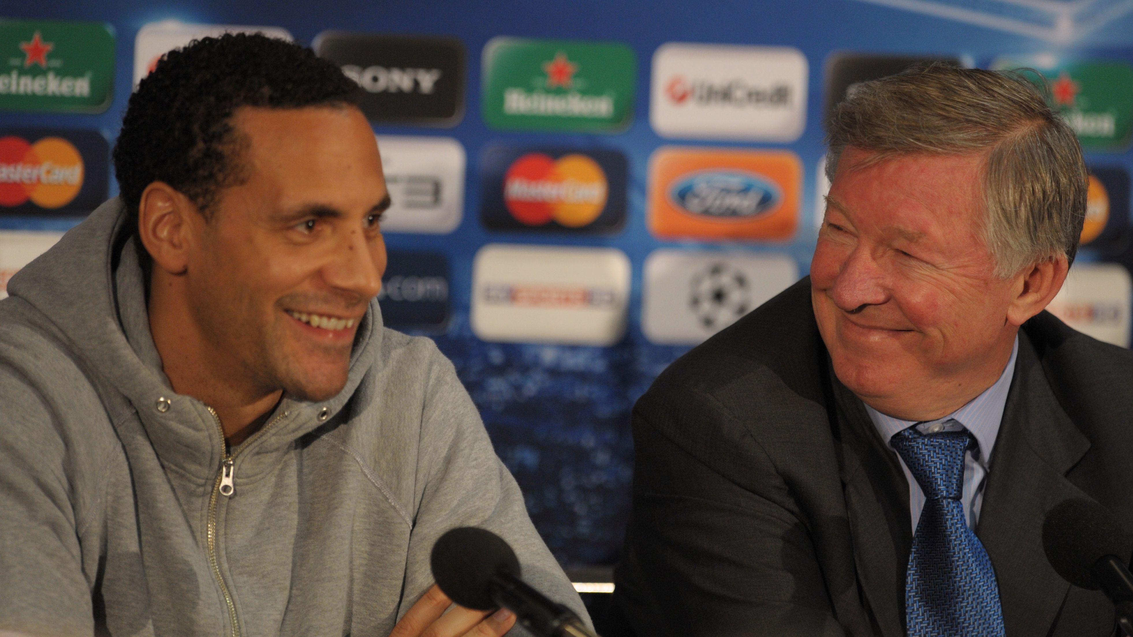 Rio Ferdinand Sir Alex Ferguson 2011