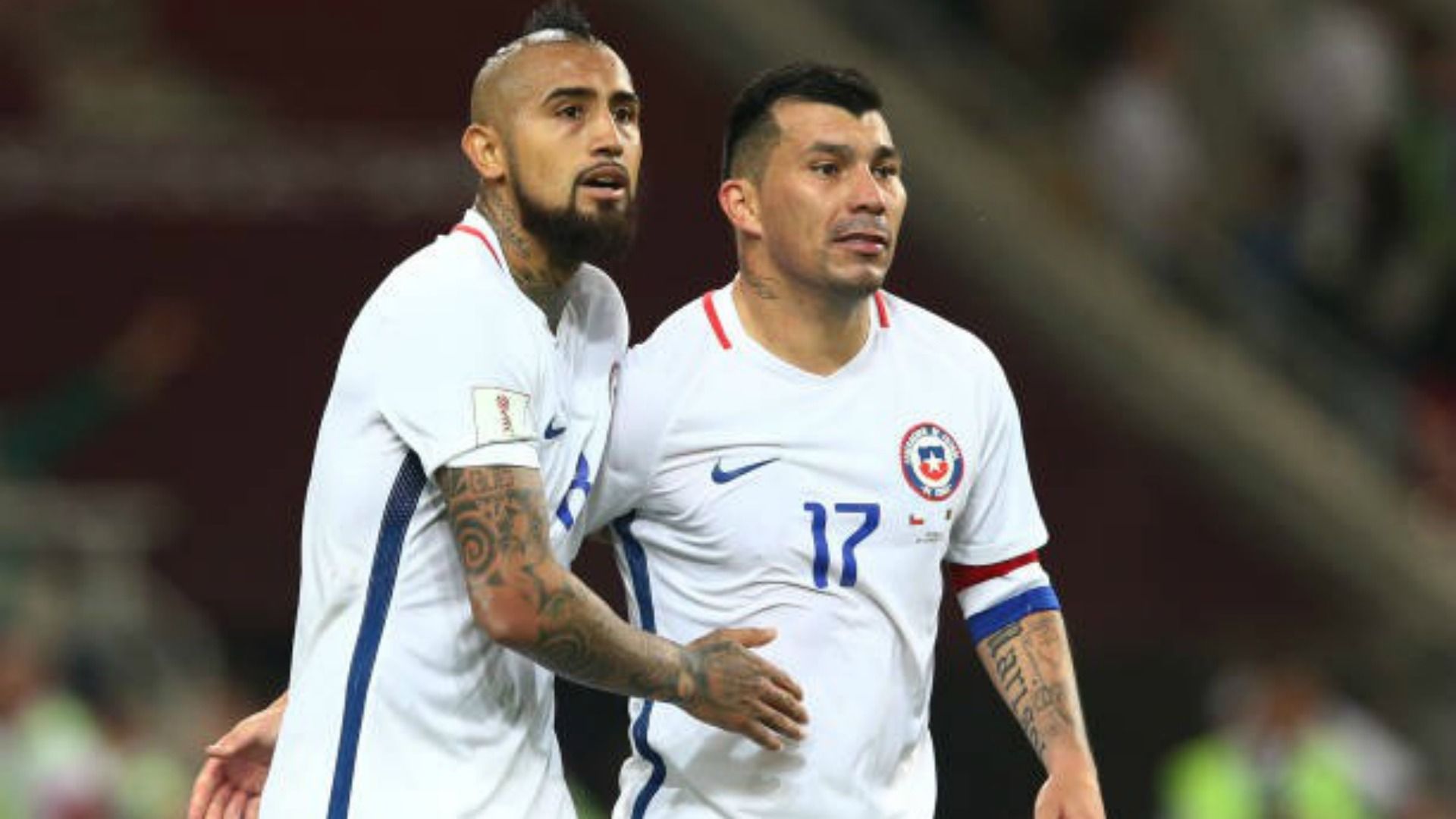 Arturo Vidal, Gary Medel