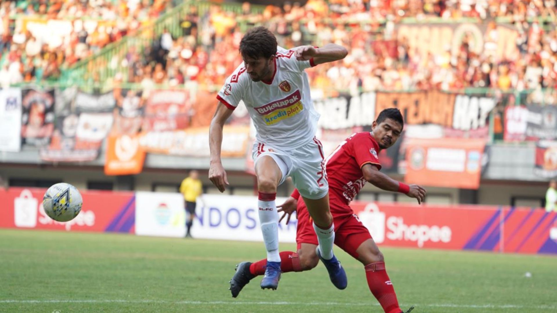 Anthony Golec - Badak Lampung FC & Bambang Pamungkas - Persija Jakarta